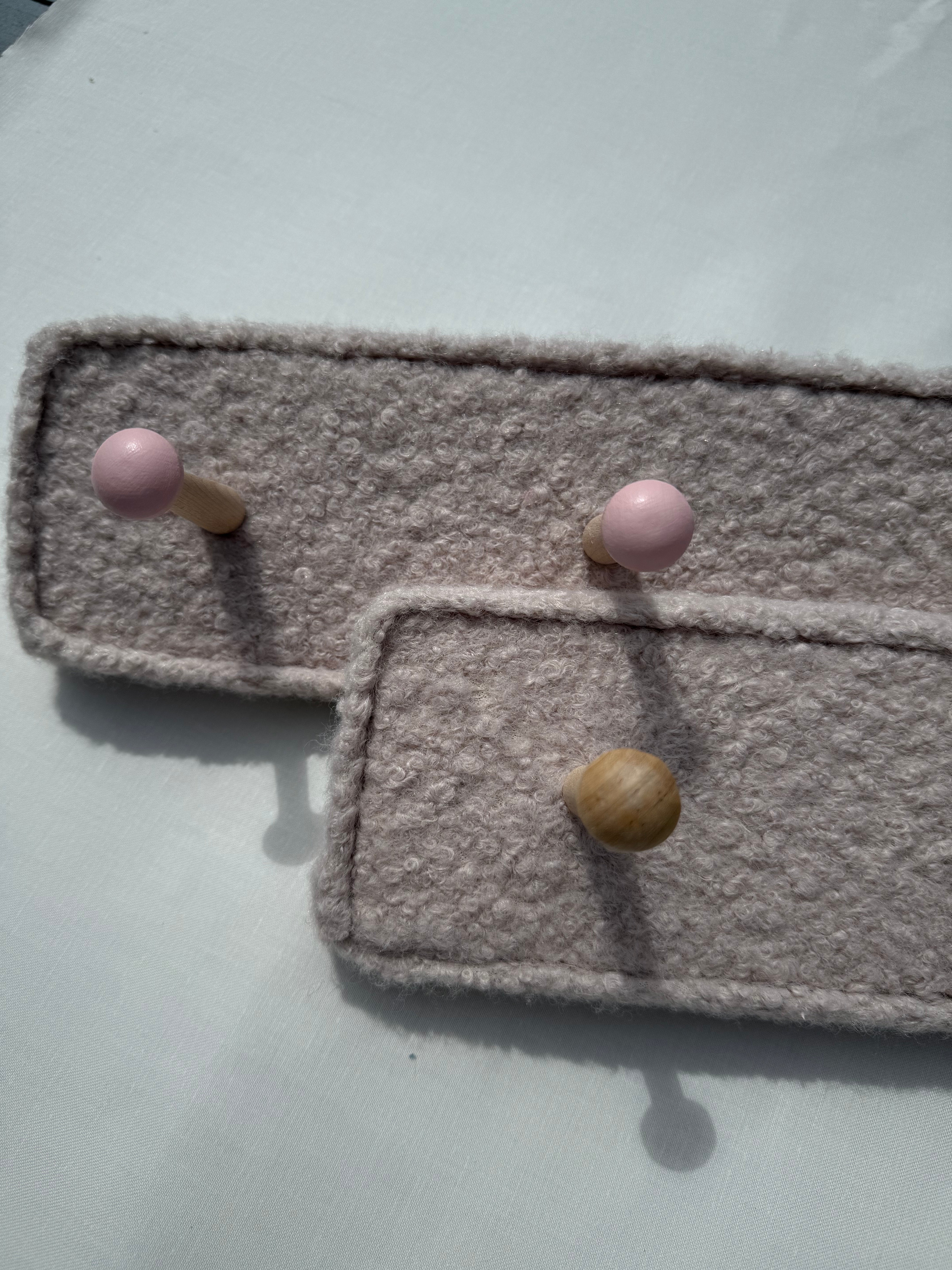 Peg racks - boucle